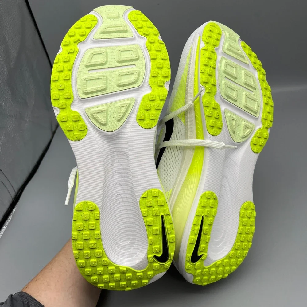 Nike Vomero 18 Mens 10.5 Performance Running Shoes White Volt ZoomX ReactX